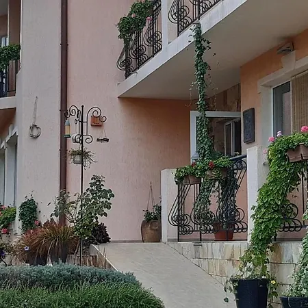 Hotel Motivi Sveti Konstantin