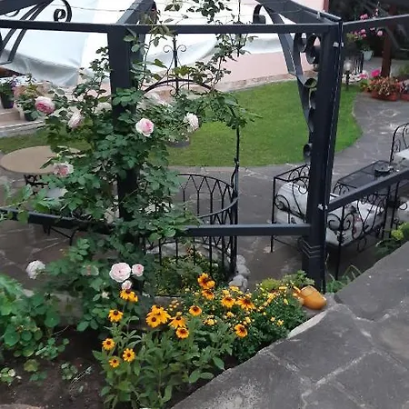 Motivi Sweti Konstantin i Sweta Elena