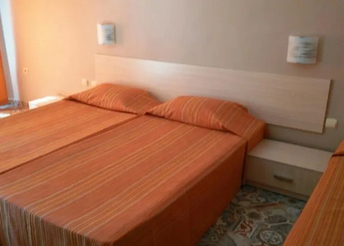 Motivi Hotel St Constantin et Helena